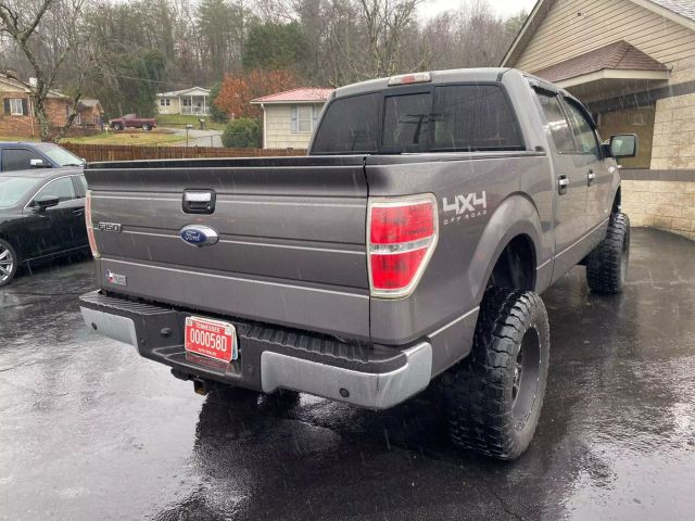 2013 Ford F150 SuperCrew Cab XLT Pickup 4D 5 1/2 ft